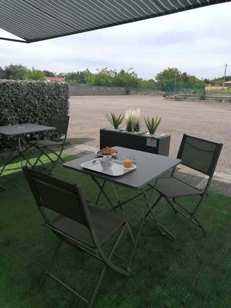 Hotel Premiere Classe Toulouse Ouest -blagnac Aeroport *
